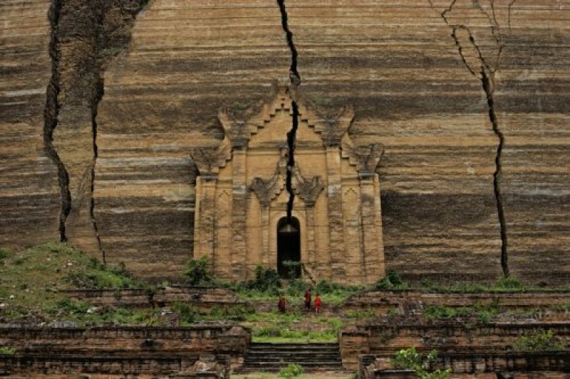 Mingum Pagoda